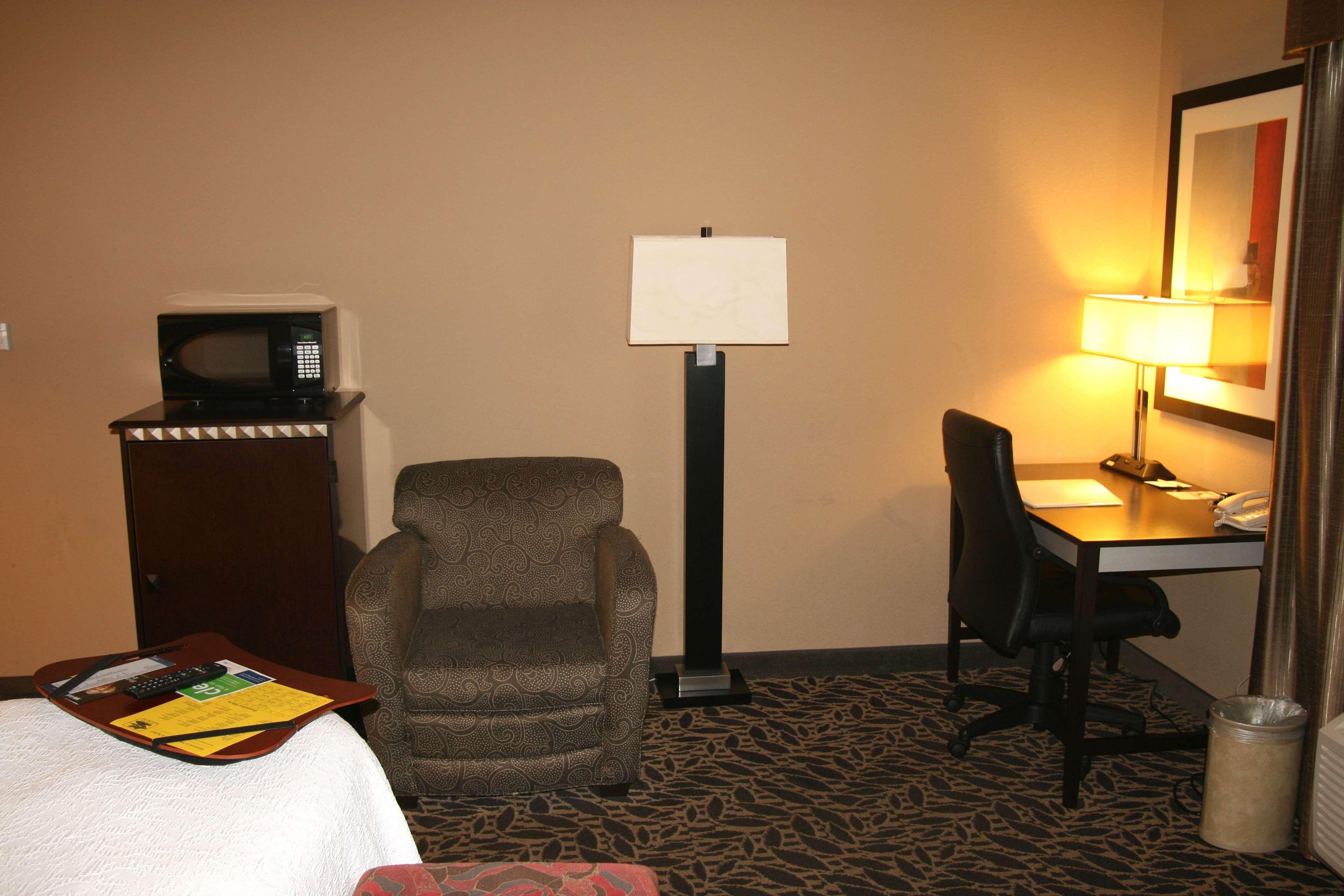 Hampton Inn & Suites Bay City Exterior photo